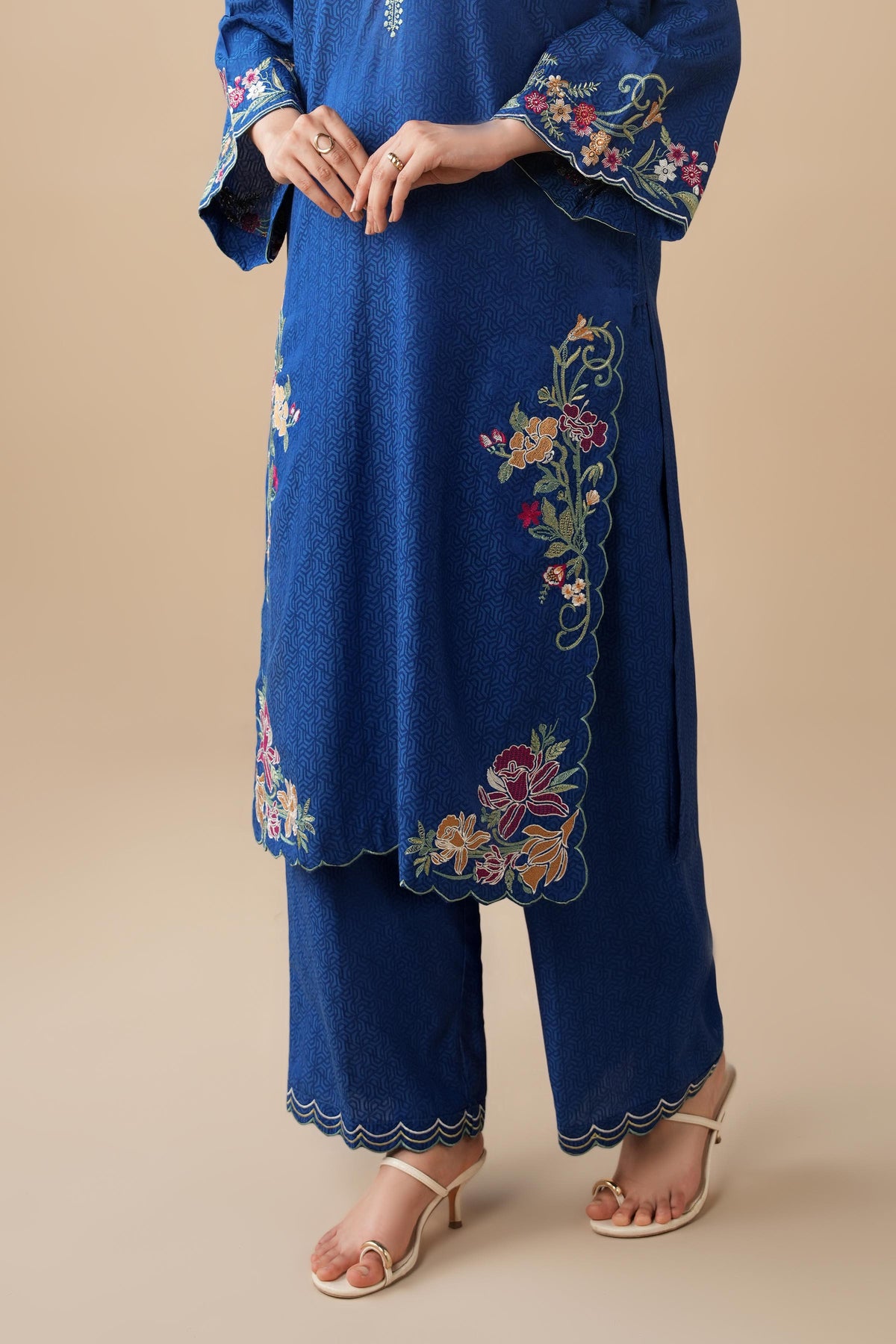 JACQUARD | EMBROIDERED PRET WINTER-26