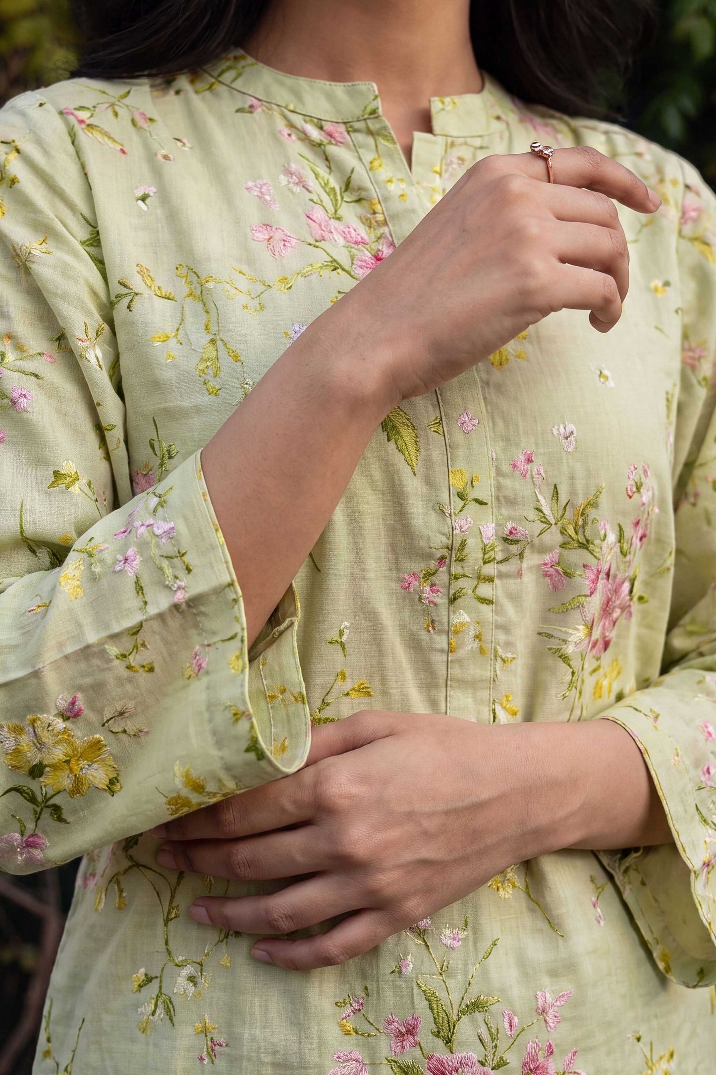LAWN | EMBROIDERED