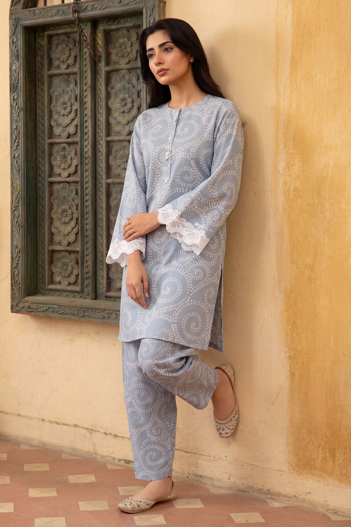LAWN | PRINTED