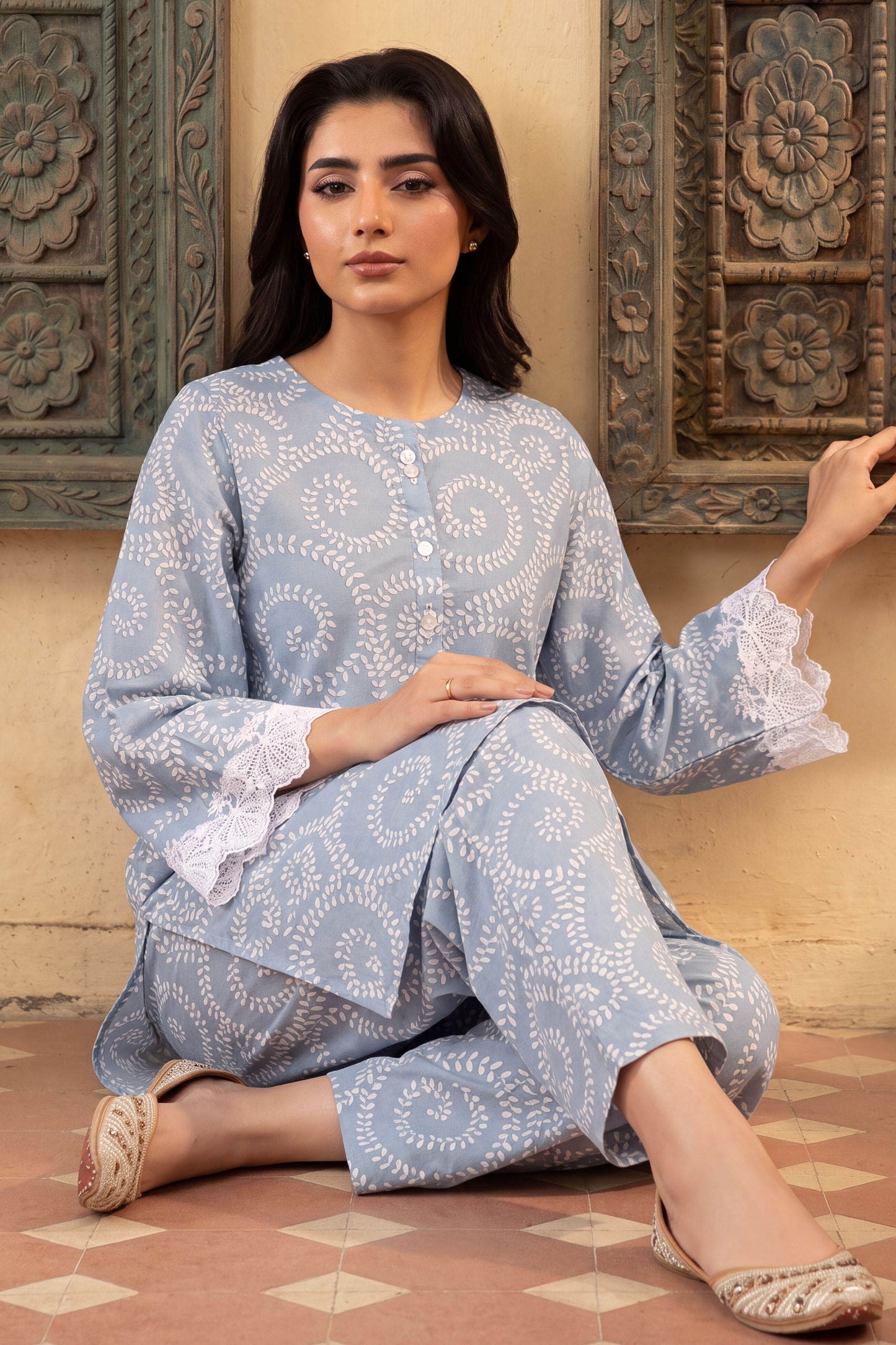 LAWN | PRINTED