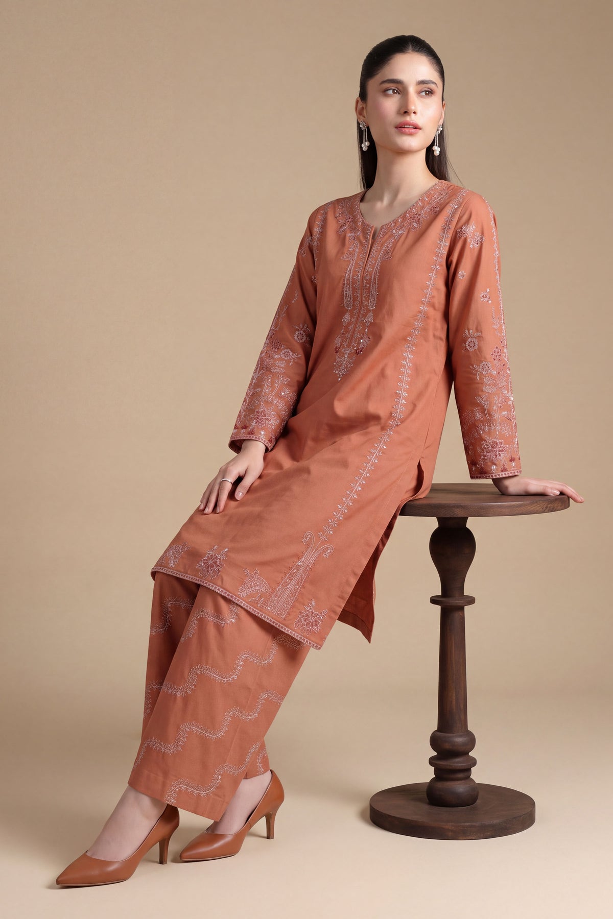 FINER CAMBRIC | EMBROIDERED