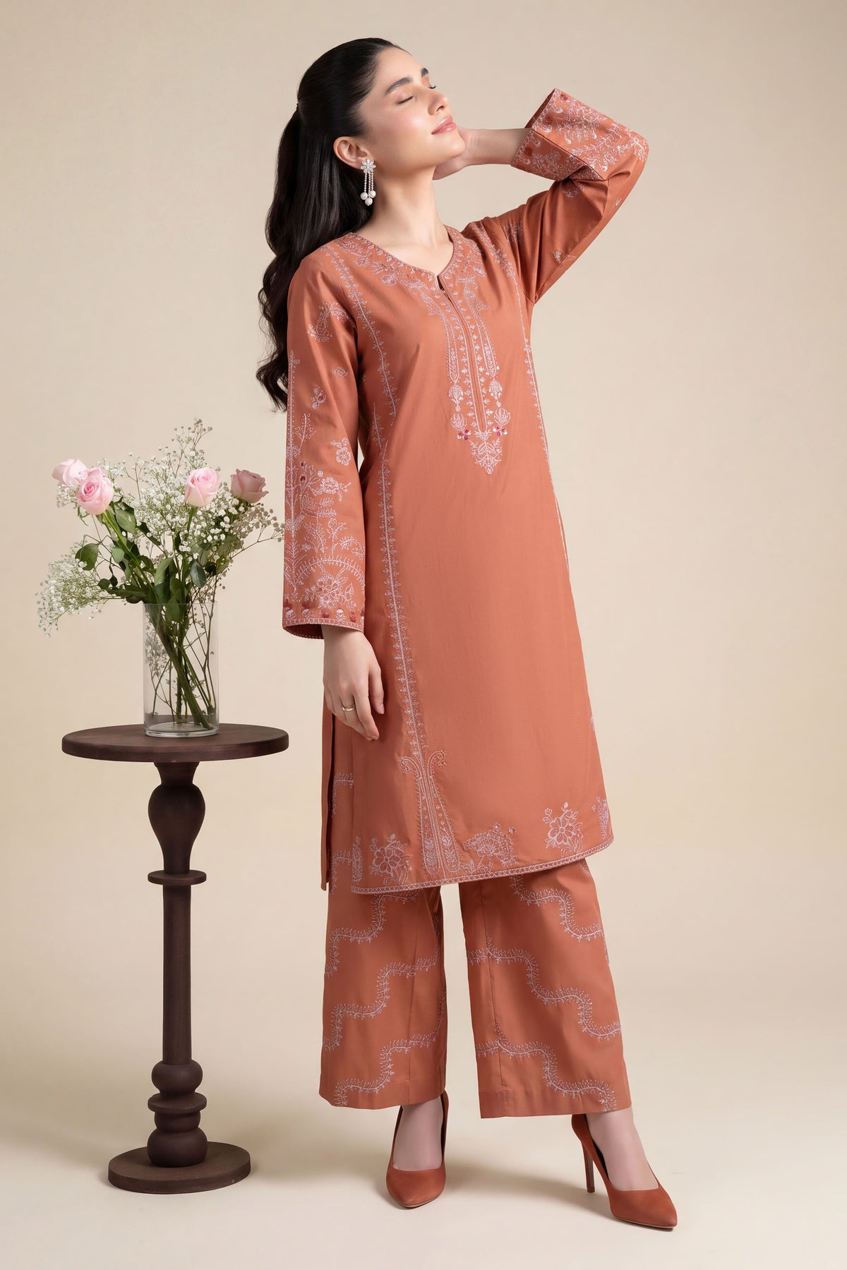 FINER CAMBRIC | EMBROIDERED