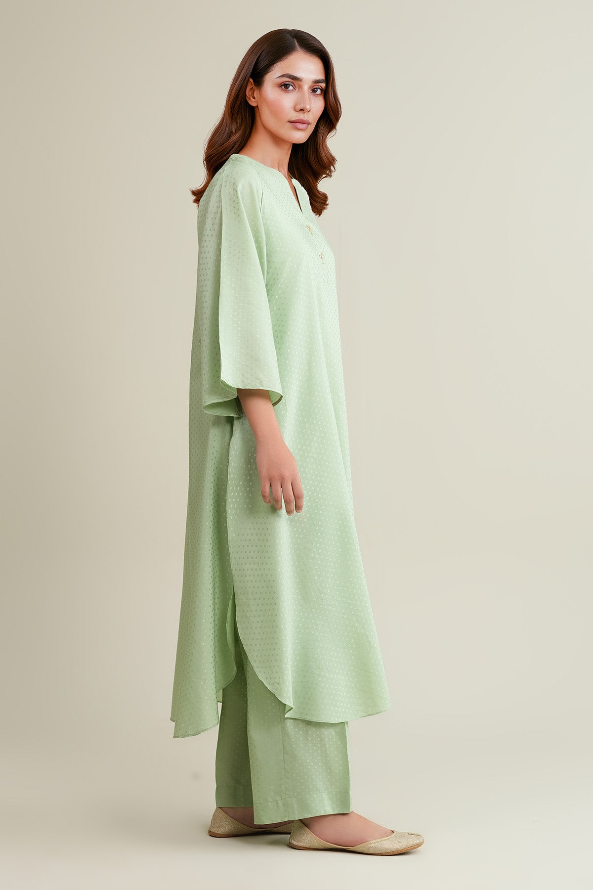 2 Piece - Dyed & Embellished Jacquard Suit - KPW25-P3666 - Shop Now at Kayseria