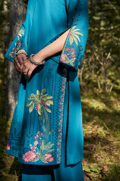 2 Piece - Embroidered Khaddar Suit - KPW25-P3698 - Shop Now at Kayseria