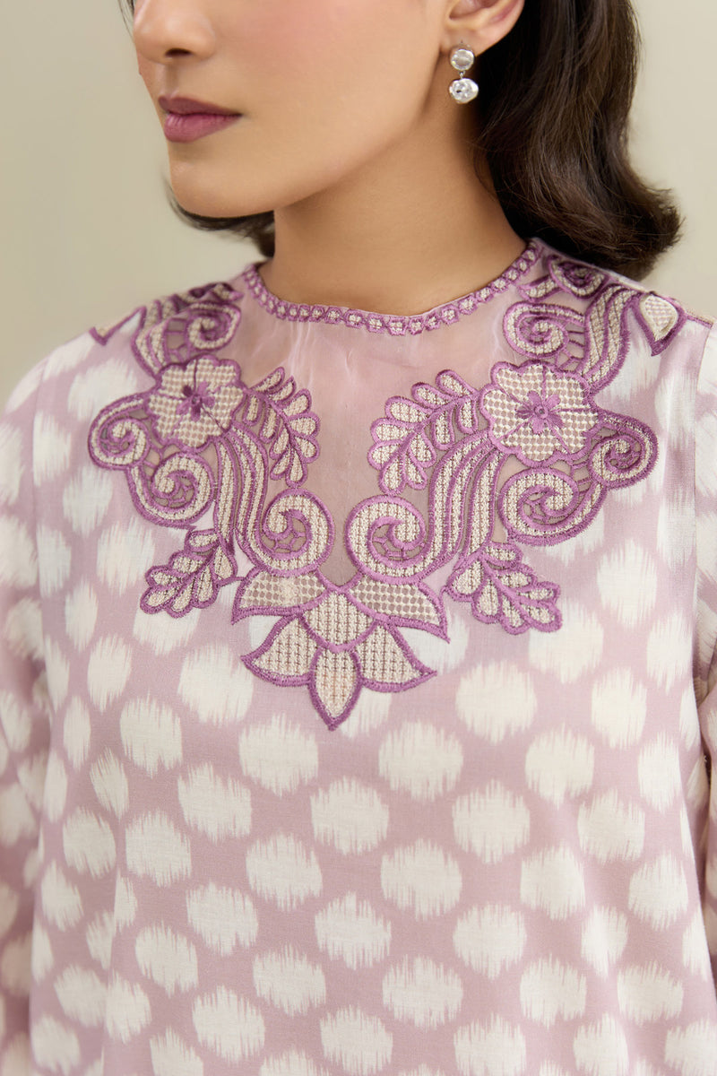 KHADDAR  |  EMBROIDERED - Shop Now at Kayseria