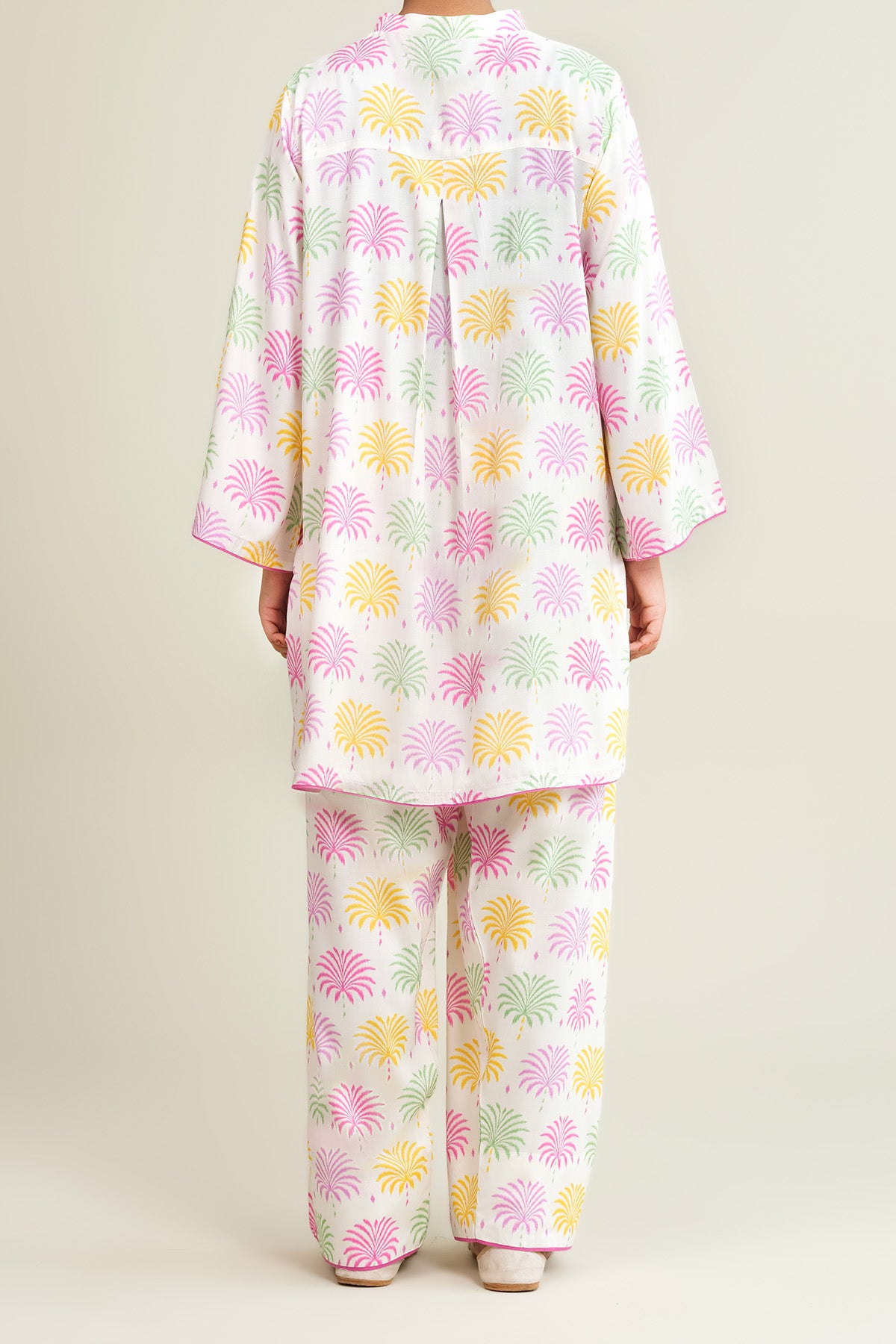 2 Piece - Printed Linen Suit - KPW25-P3731 - Shop Now at Kayseria