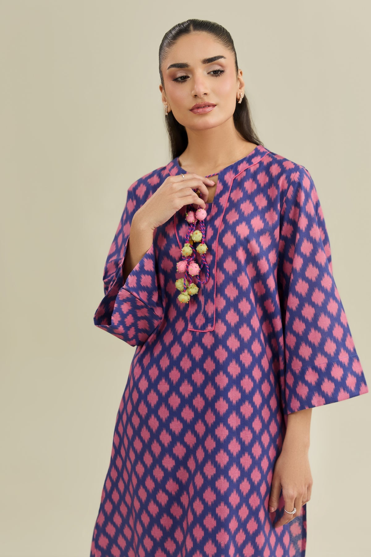 2 Piece - Printed Khaddar Suit - KPW25-P3732 - Shop Now at Kayseria