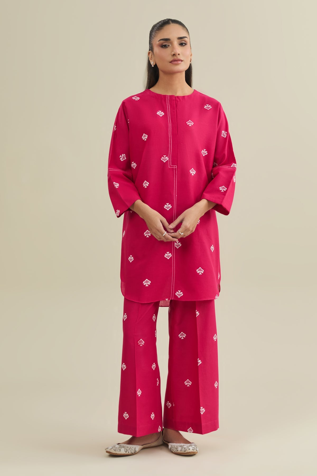 2 Piece - Embroidered Khaddar Suit - KPW25-P3753 - Shop Now at Kayseria