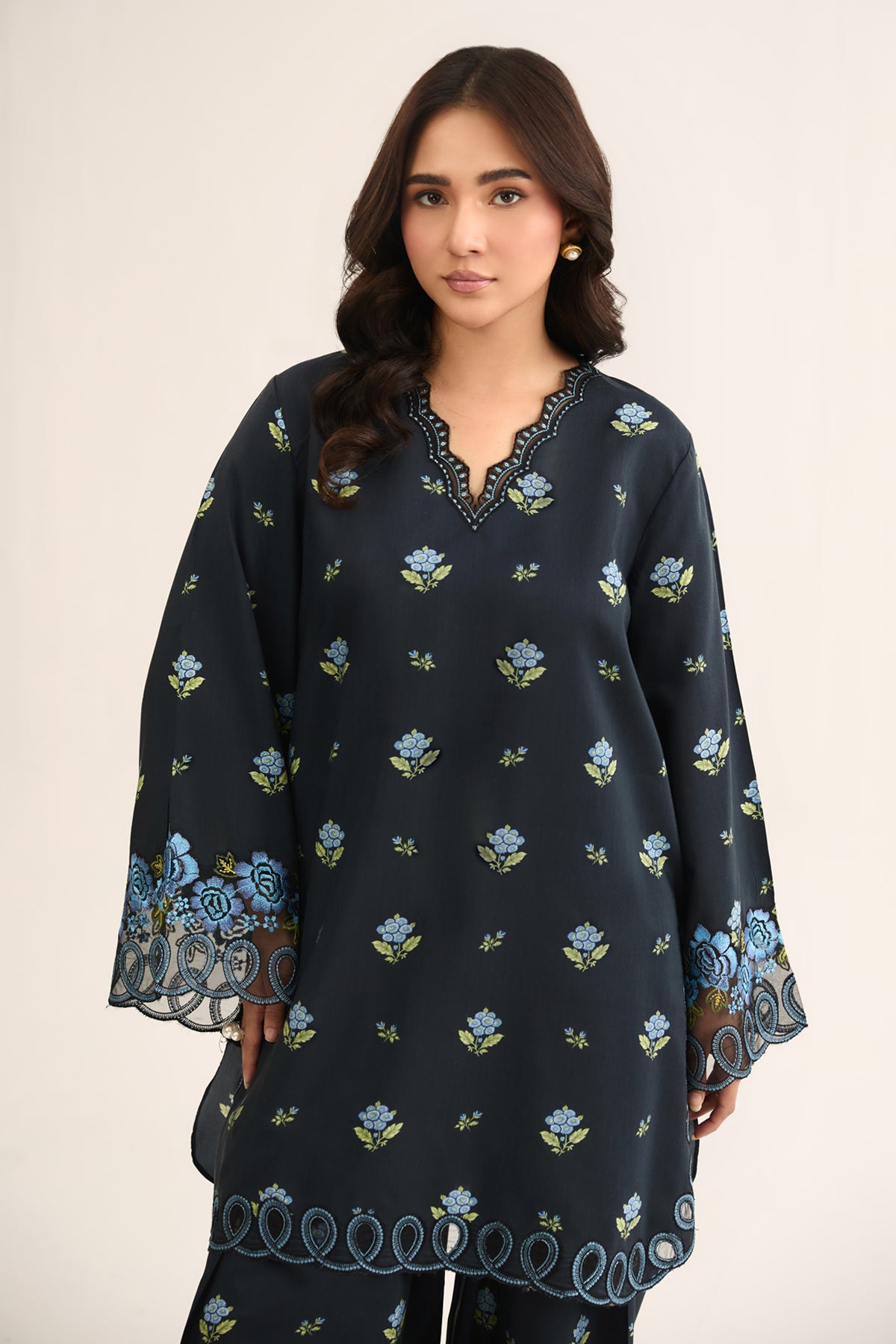 FILAMENT | EMBROIDERED