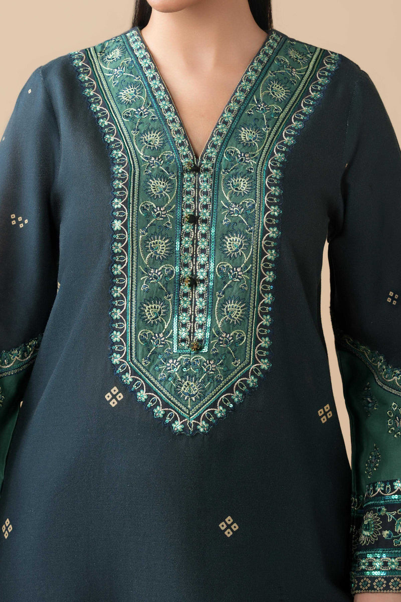 LAWN | EMBROIDERED PRET WINTER-26