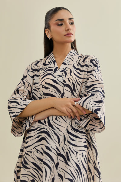 2 Piece - Printed Khaddar Suit - KPW25-P3771 - Shop Now at Kayseria