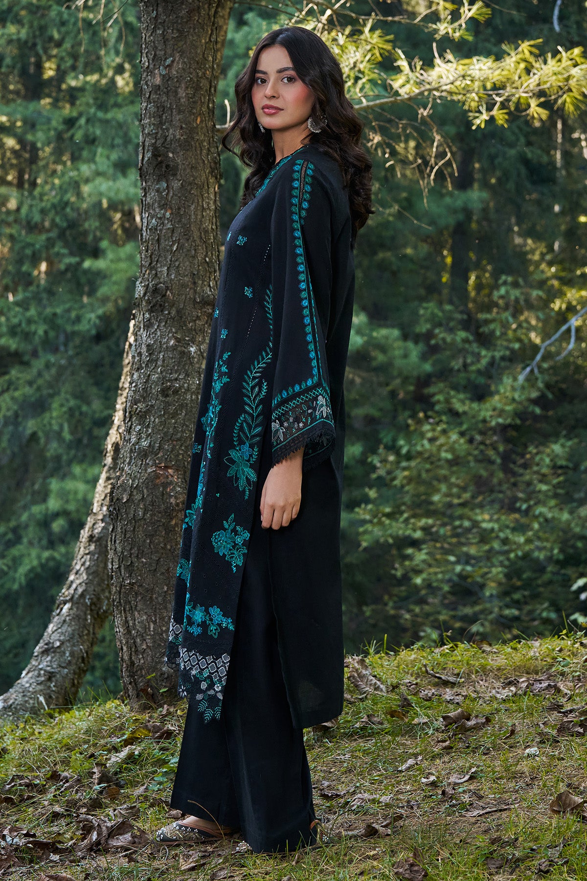 2 Piece - Embroidered Khaddar Suit - KPW25-P3776