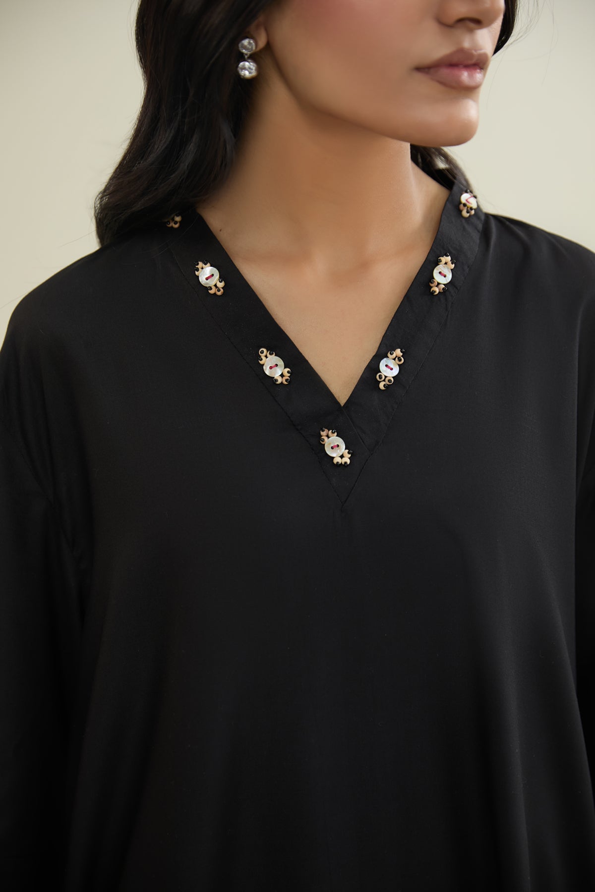 2 Piece - Dyed & Embellished Linen Suit - KPW25-P3790 - Shop Now at Kayseria