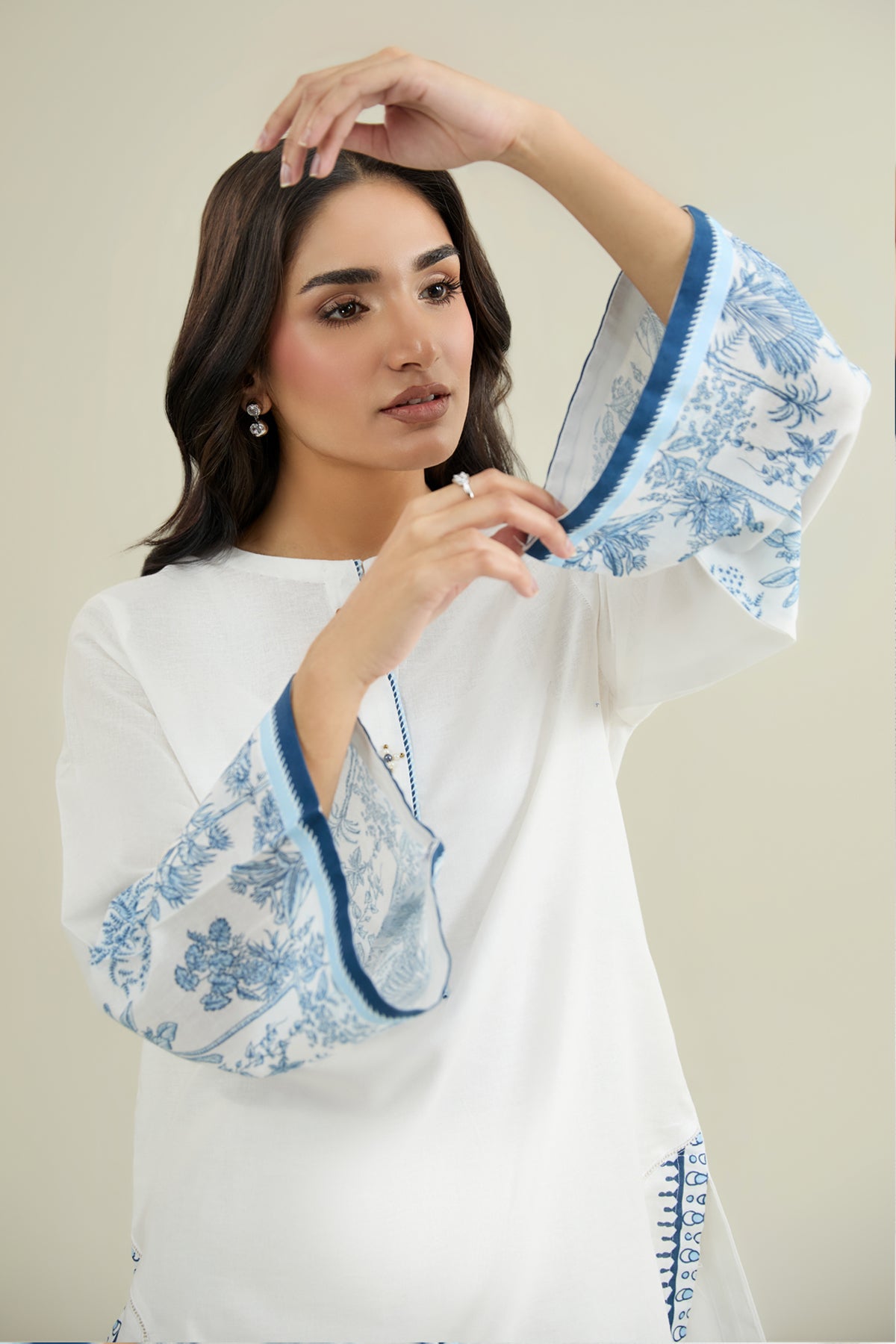 2 Piece - Printed & Embellished Suit - KPW25-P3815 - Shop Now at Kayseria