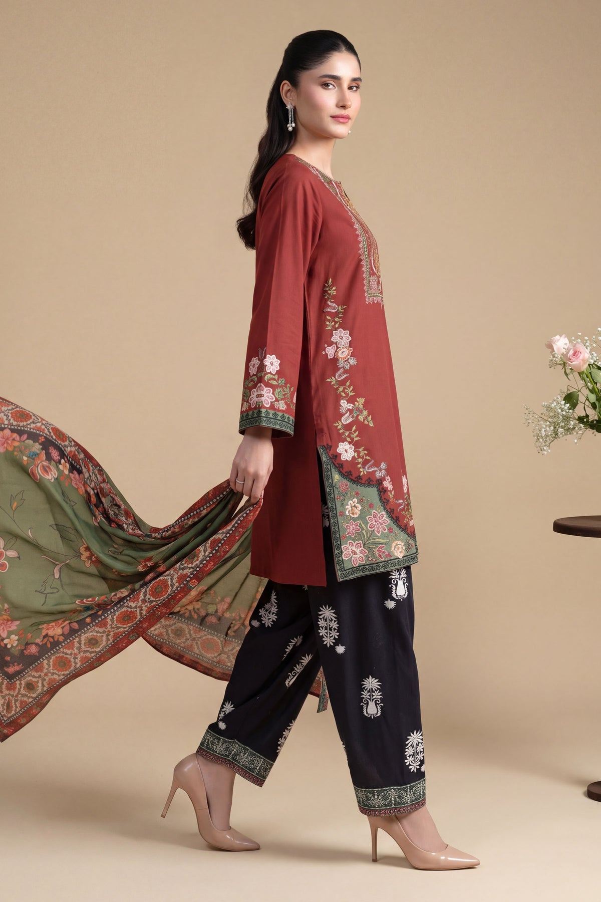 KHADDAR | EMBROIDERED