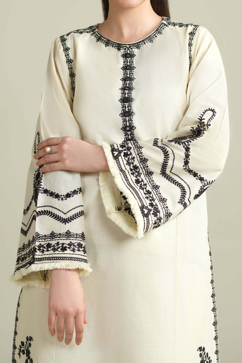 CROSS HATCH | EMBROIDERED