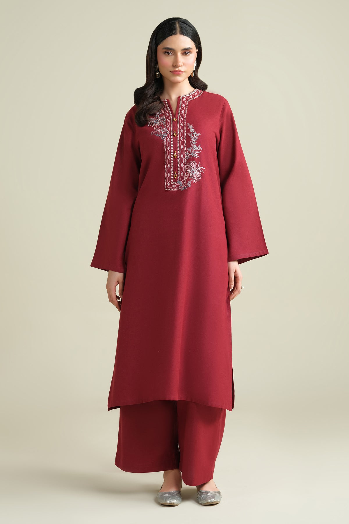 LINEN | EMBROIDERED