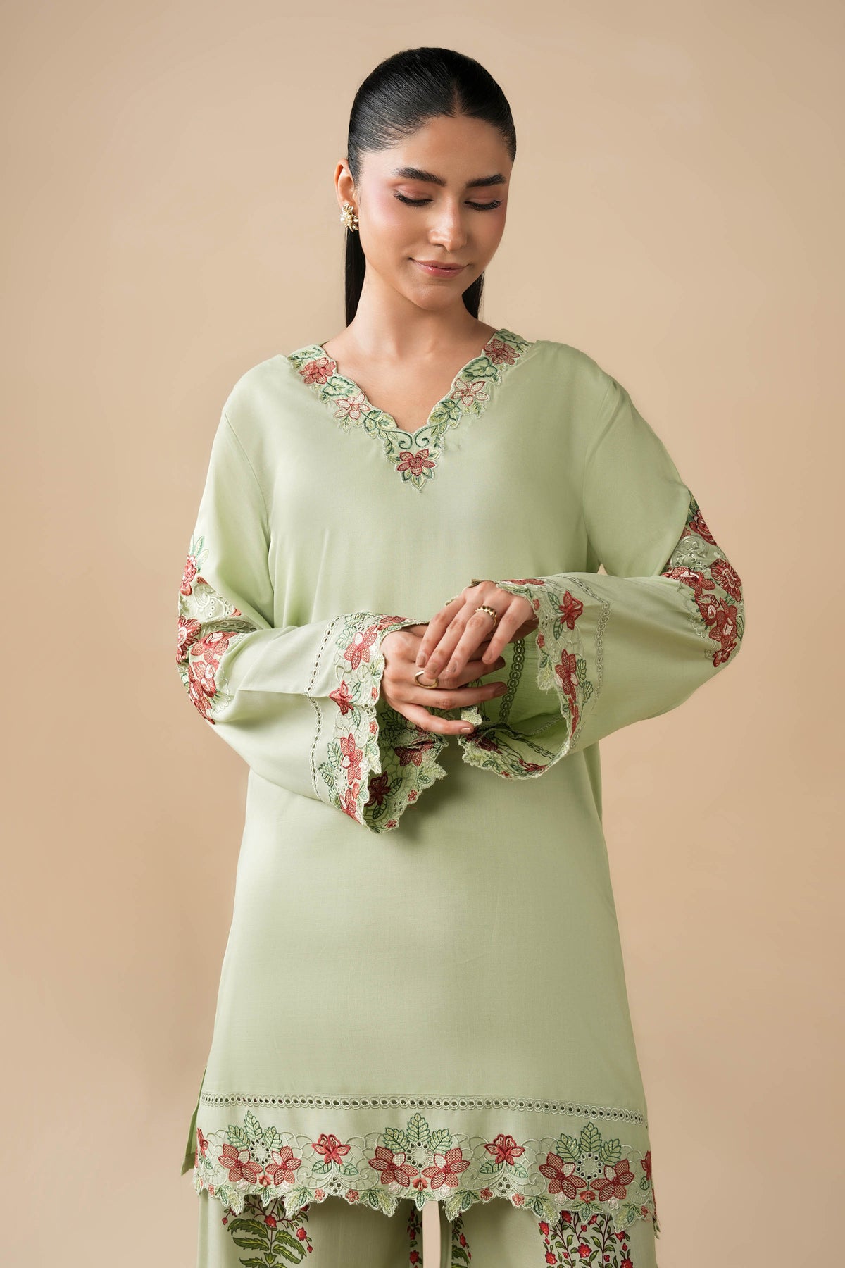 RAW SILK | EMBROIDERED PRET WINTER-26