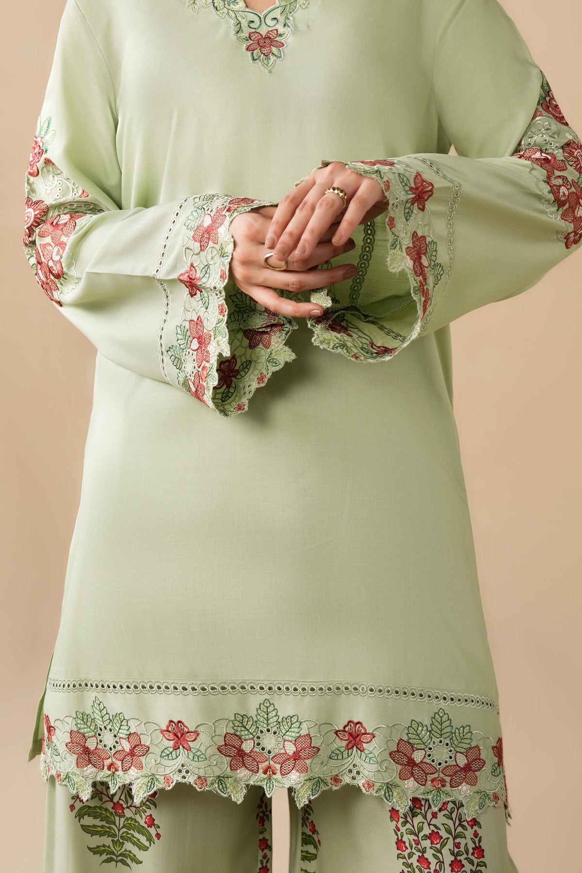 RAW SILK | EMBROIDERED PRET WINTER-26