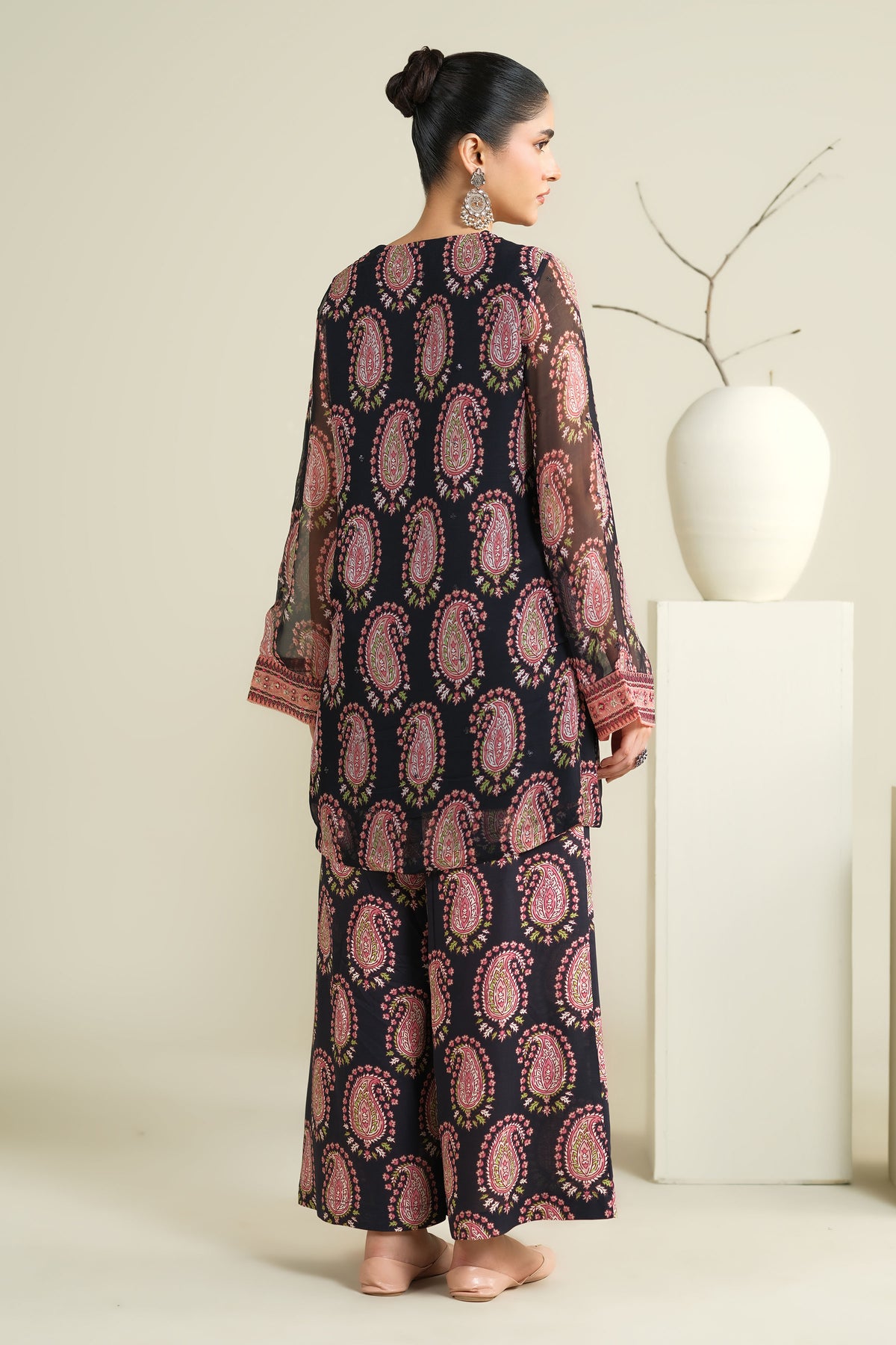 CHIFFON | EMBROIDERED
