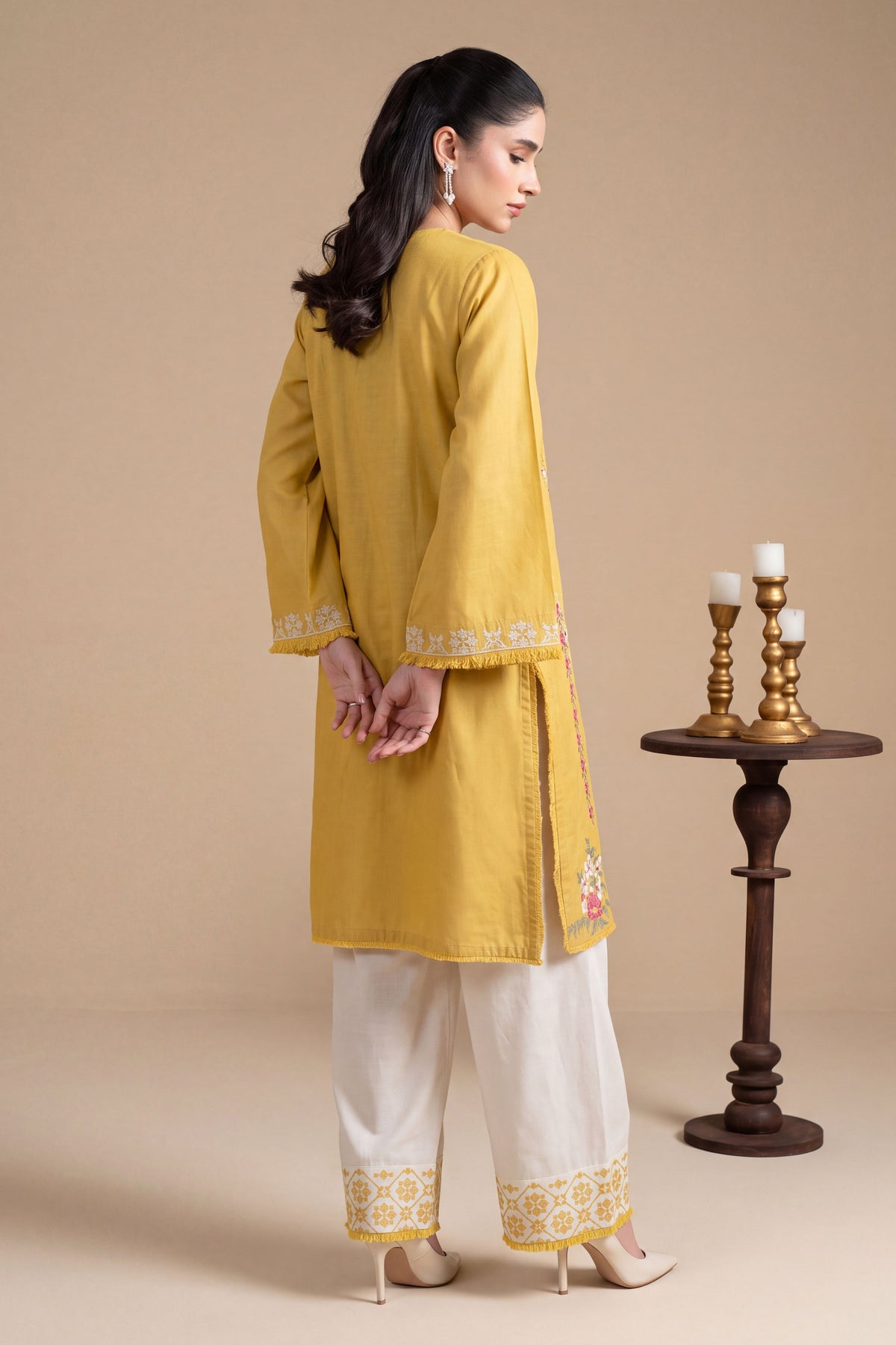 CROSS HATCH | EMBROIDERED