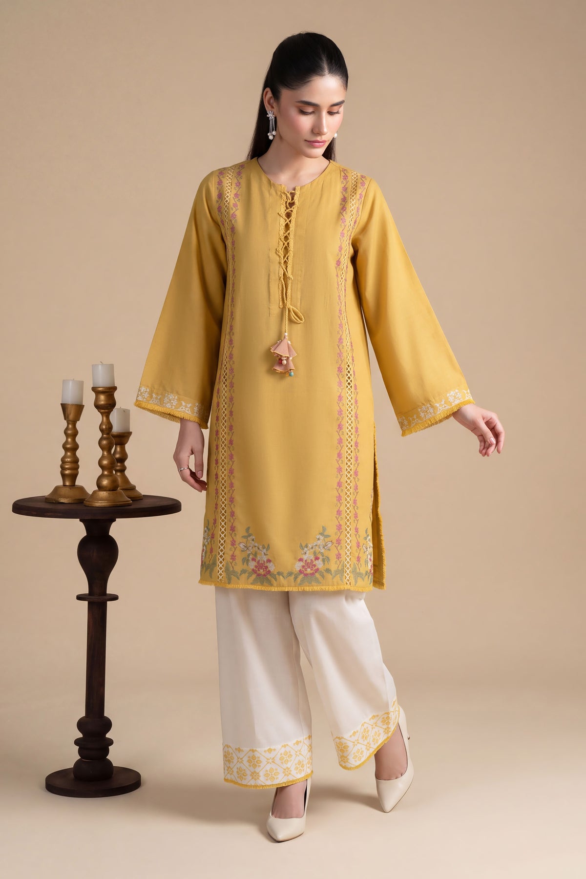 CROSS HATCH | EMBROIDERED