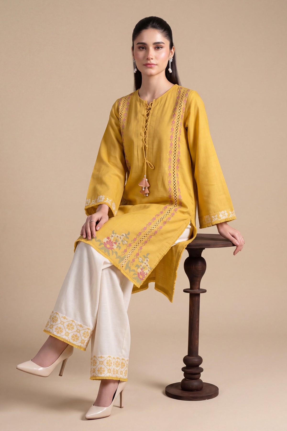 CROSS HATCH | EMBROIDERED
