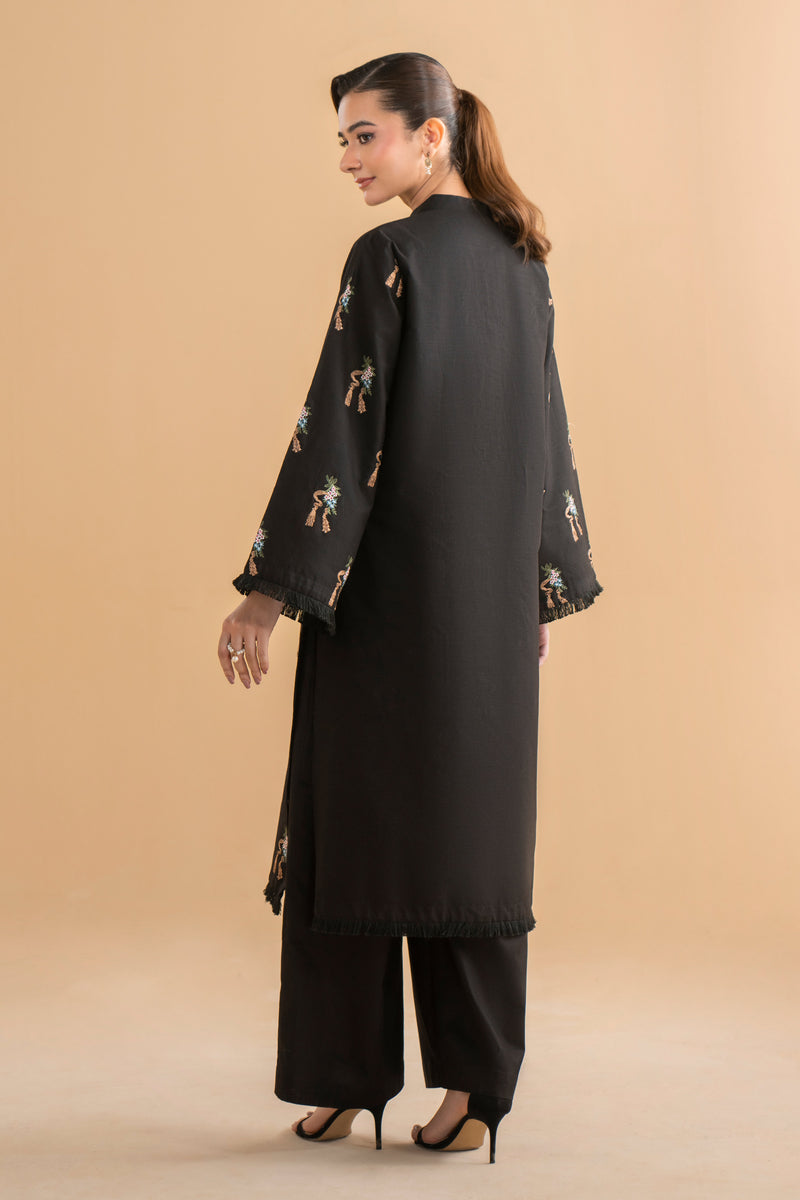 CROSS HATCH | EMBROIDERED