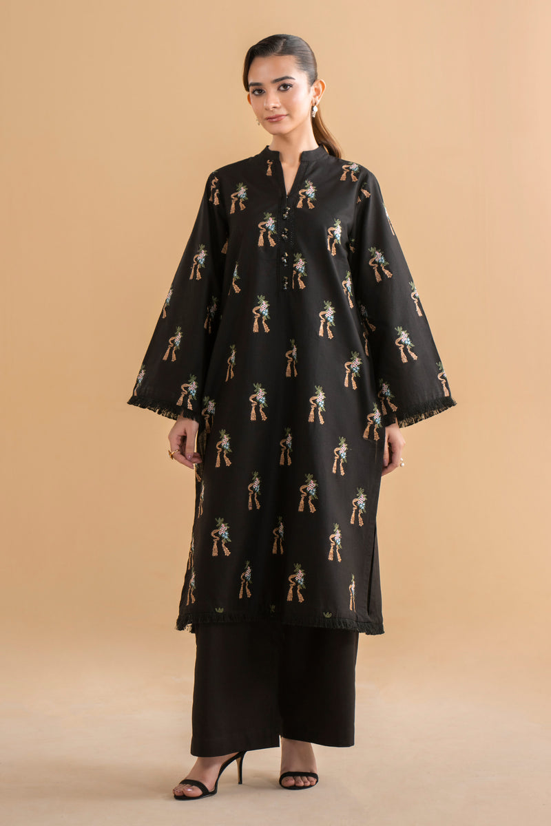 CROSS HATCH | EMBROIDERED