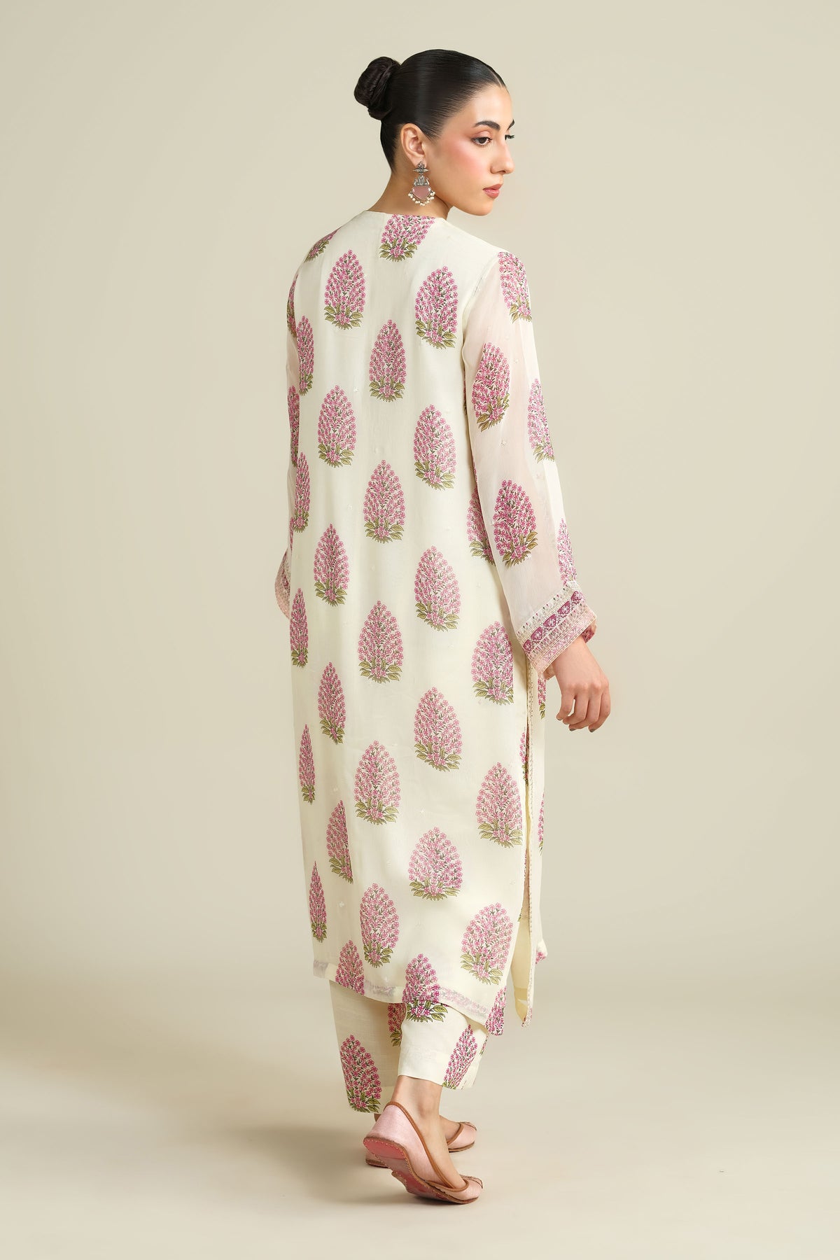 PK CHIFFON | EMBROIDERED