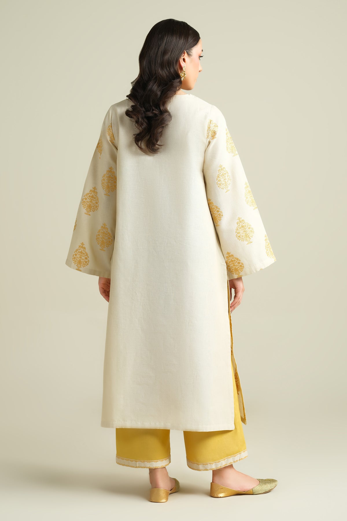 KHADDAR | EMBROIDERED