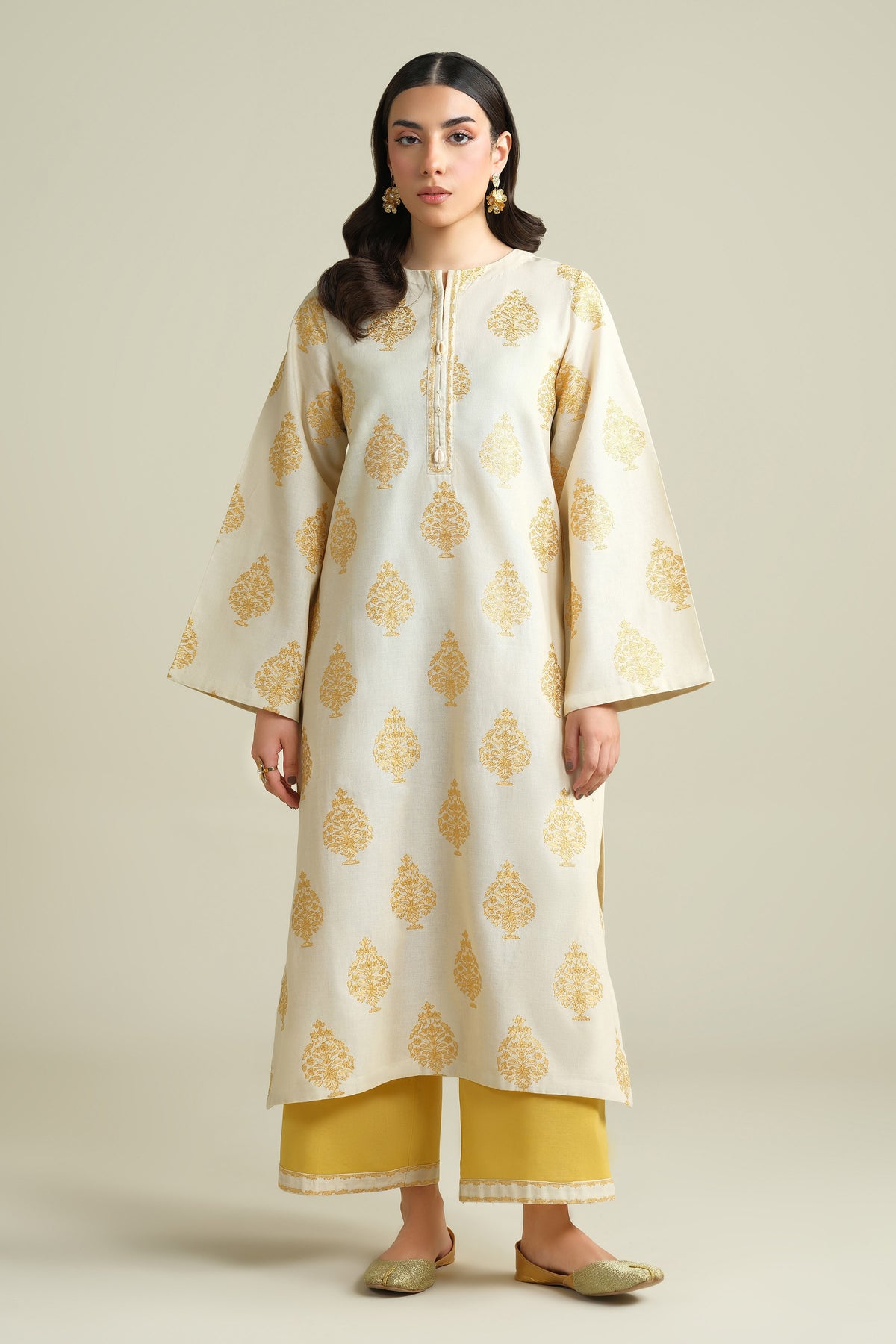 KHADDAR | EMBROIDERED
