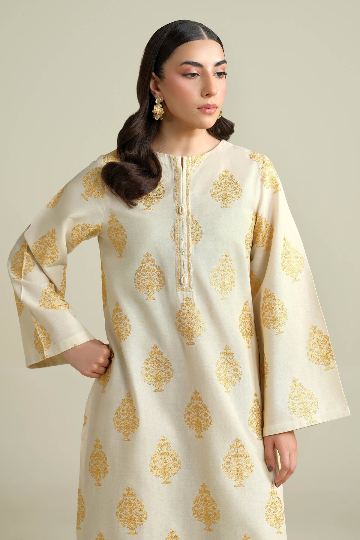 KHADDAR | EMBROIDERED