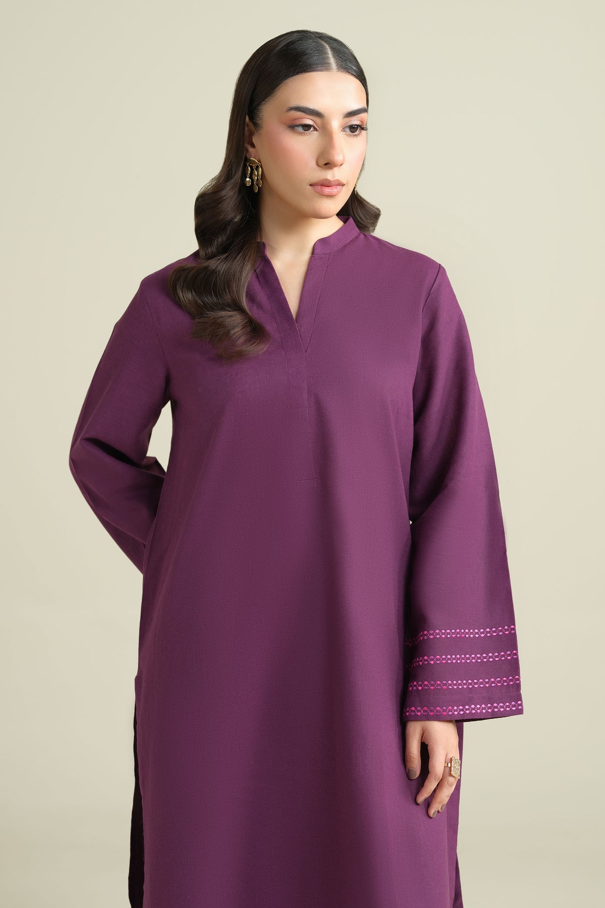 LINEN | EMBROIDERED