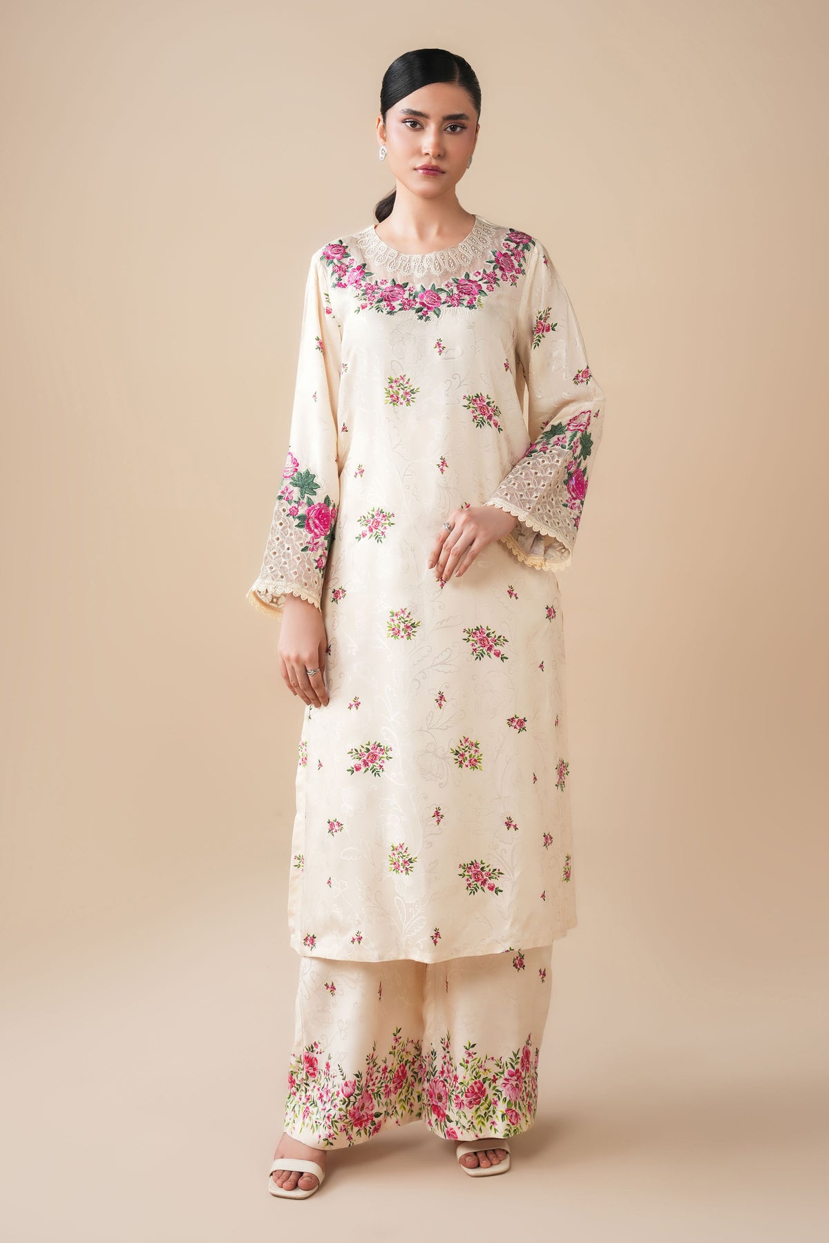 JACQUARD | EMBROIDERED