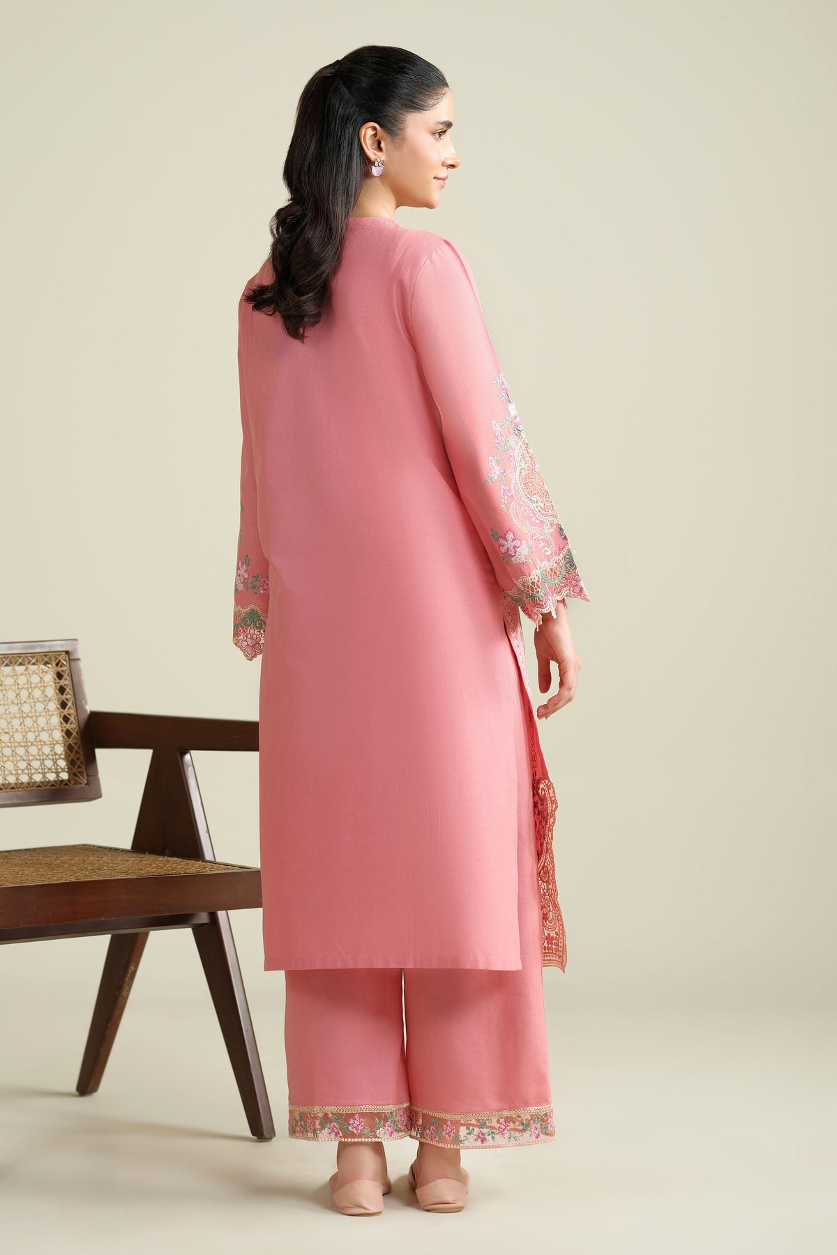 KHADDAR | EMBROIDERED
