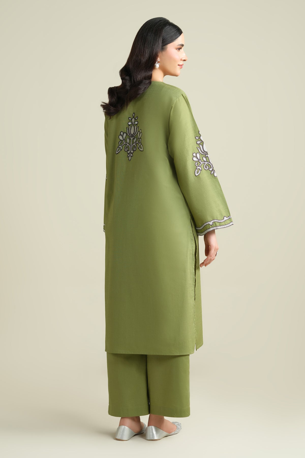 CROSS HATCH | EMBROIDERED
