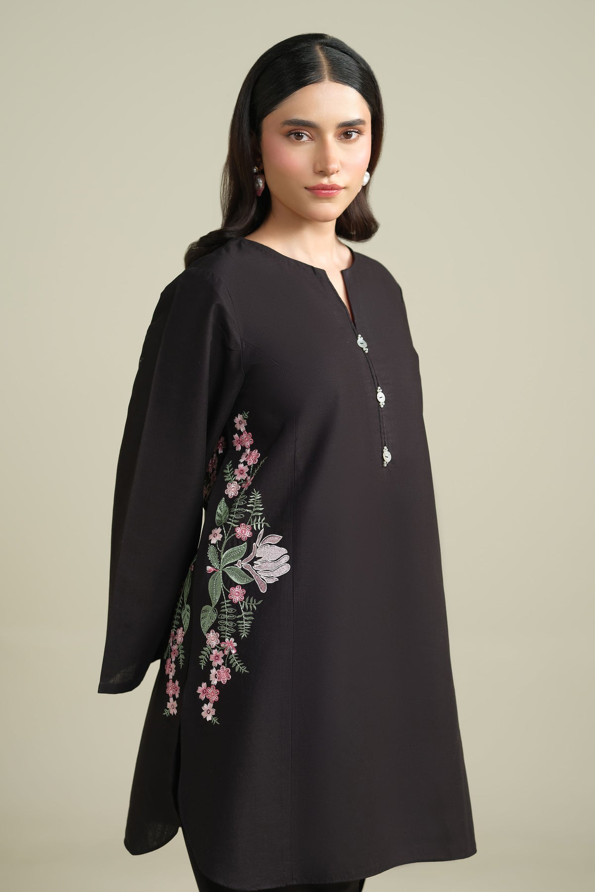 CROSS HATCH | EMBROIDERED