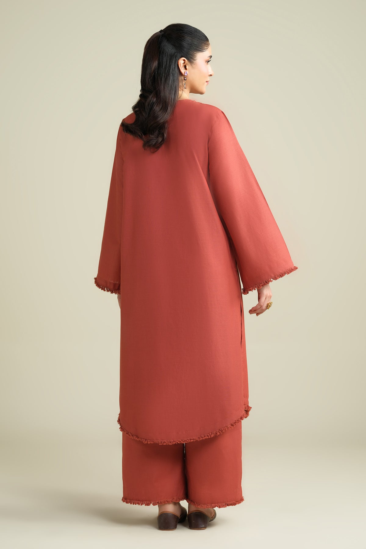 CROSS HATCH | EMBROIDERED