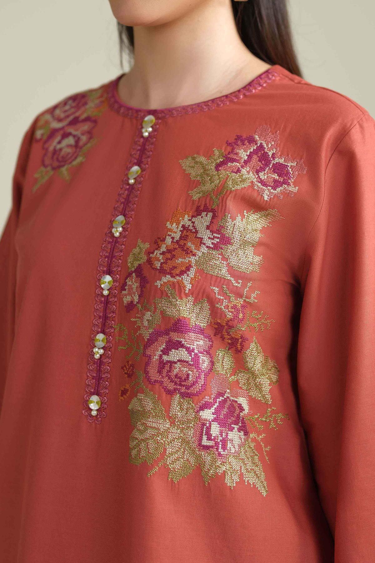 CROSS HATCH | EMBROIDERED