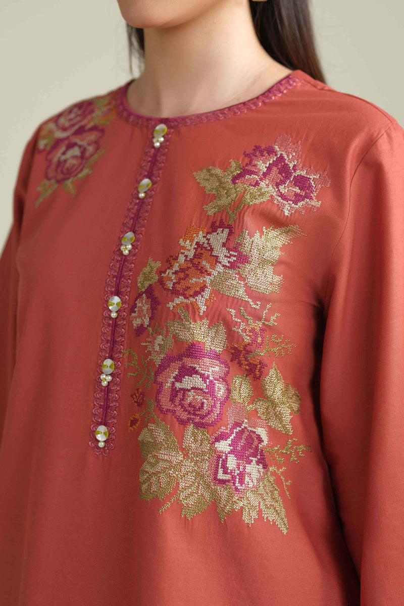 CROSS HATCH | EMBROIDERED