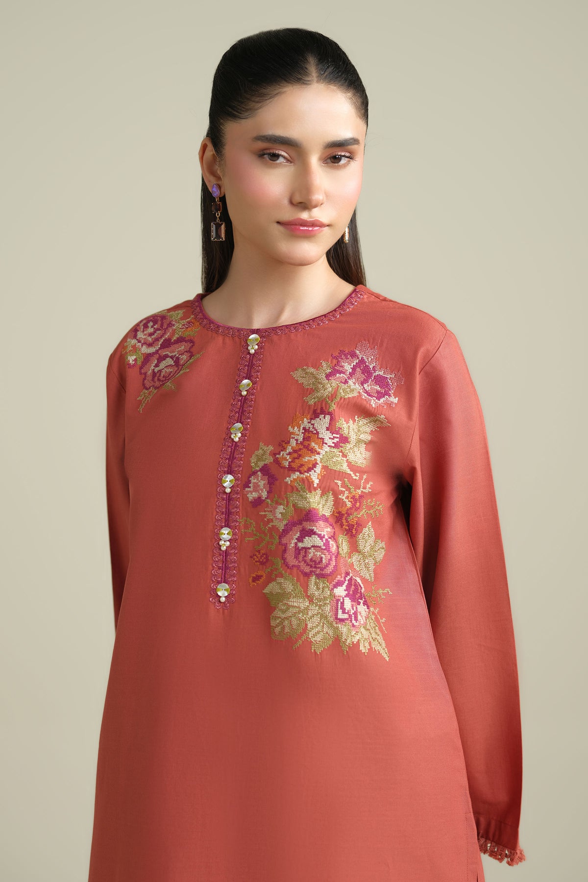 CROSS HATCH | EMBROIDERED