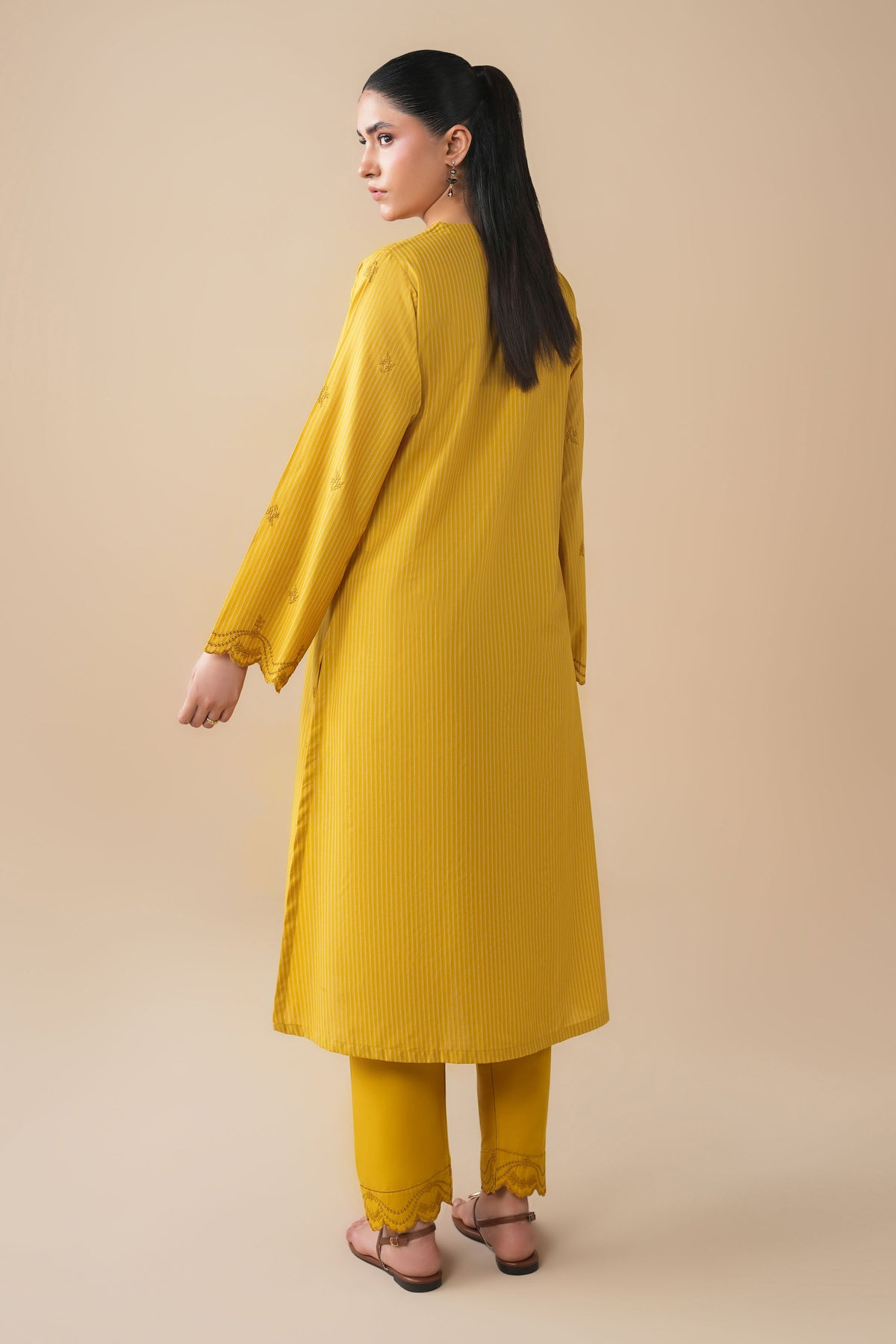 JACQUARD | EMBROIDERED