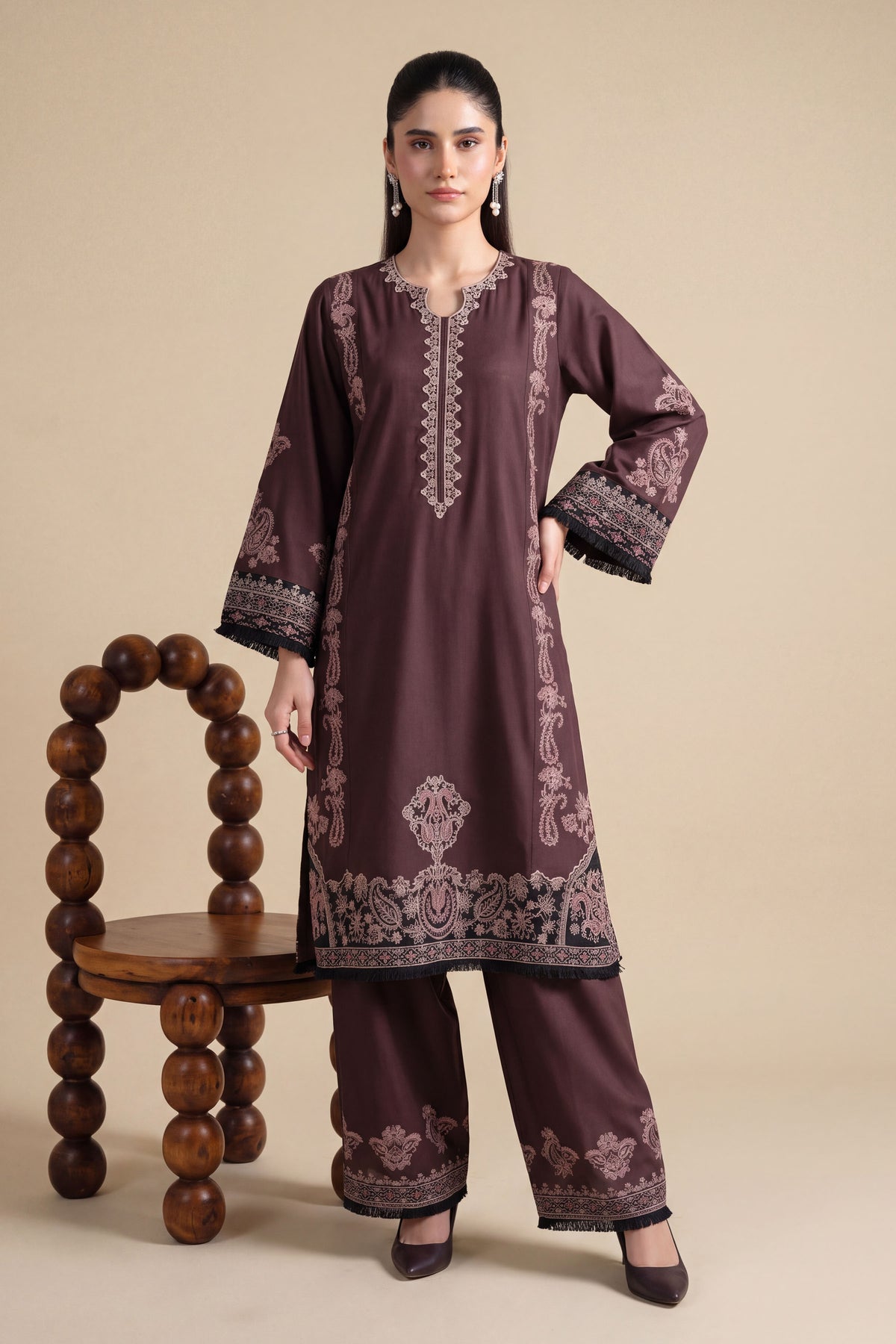 KHADDAR | EMBROIDERED