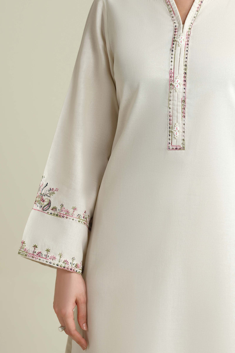 KHADDAR | EMBROIDERED