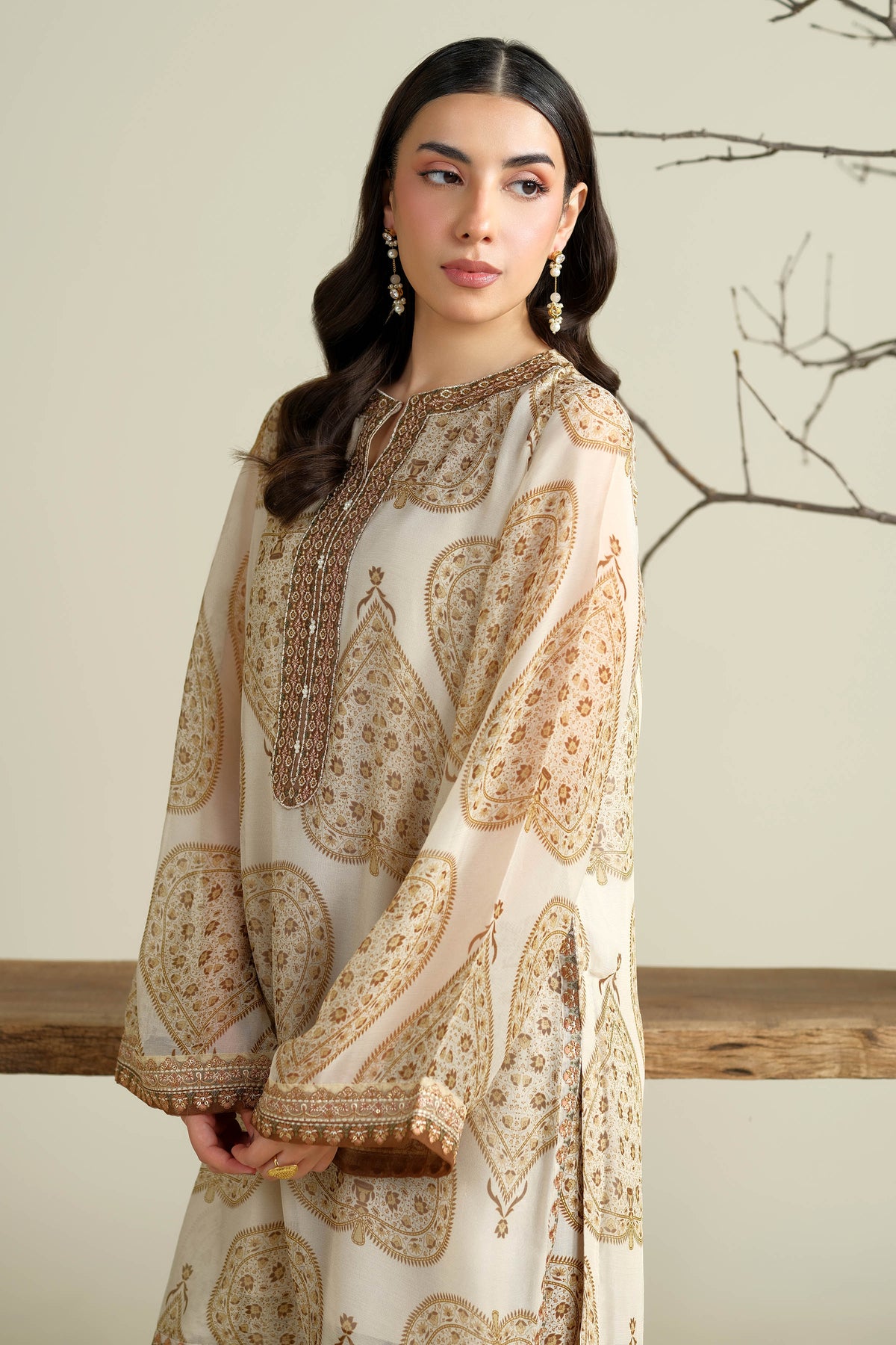 CHIFFON | EMBROIDERED