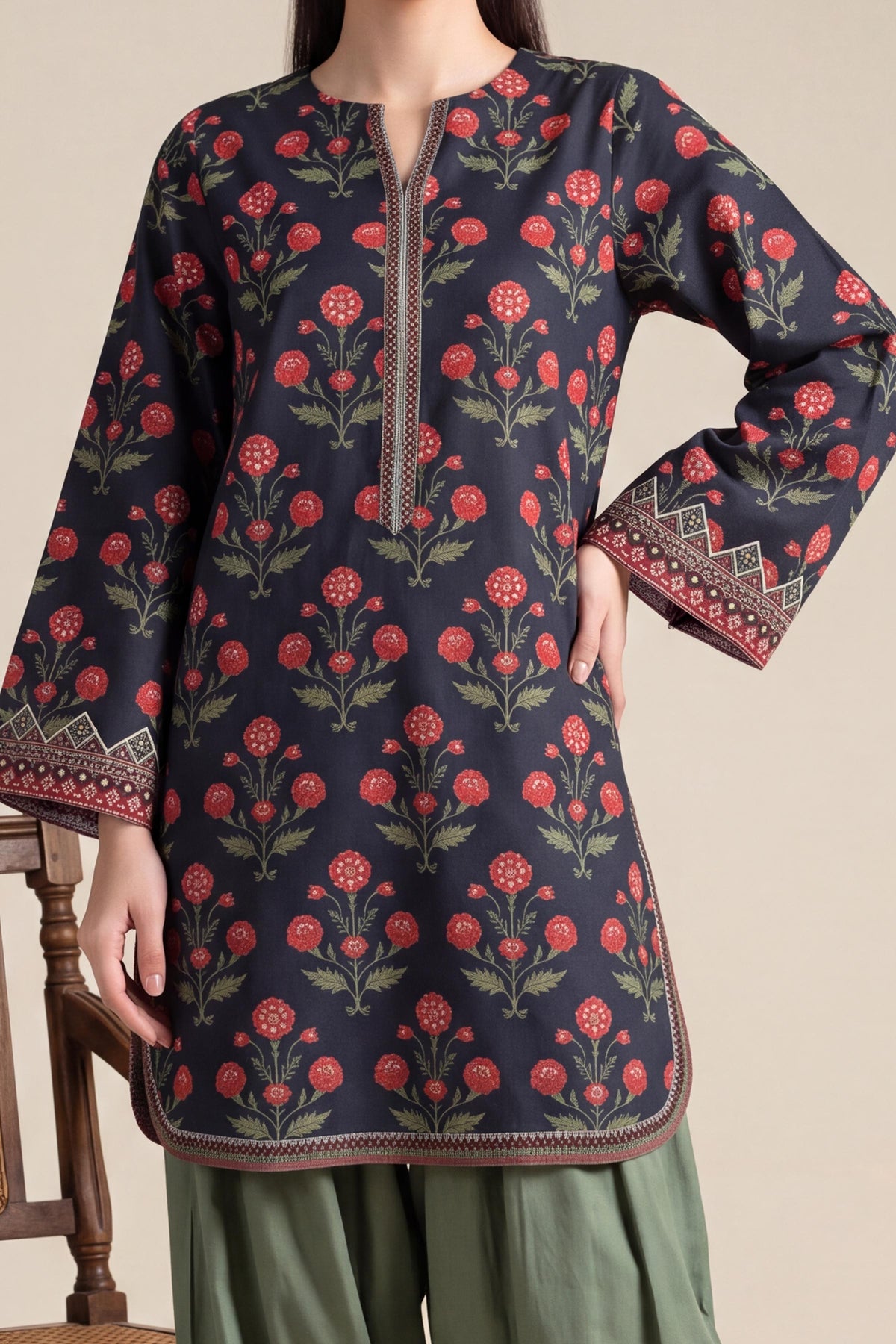 VISCOSE CAMBRIC | EMBROIDERED