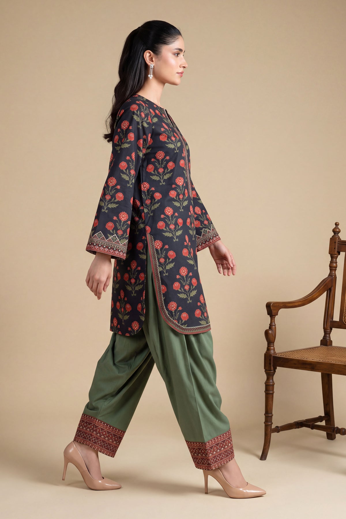 VISCOSE CAMBRIC | EMBROIDERED
