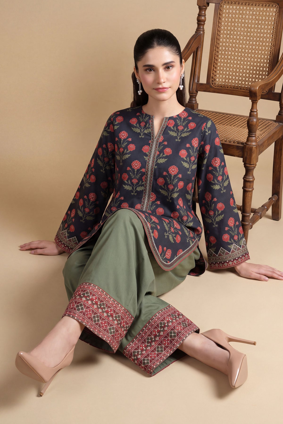 VISCOSE CAMBRIC | EMBROIDERED