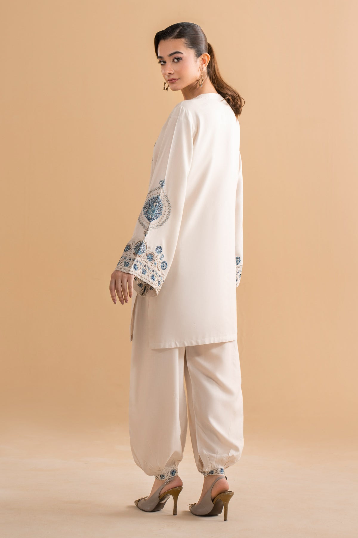RAW SILK | EMBROIDERED